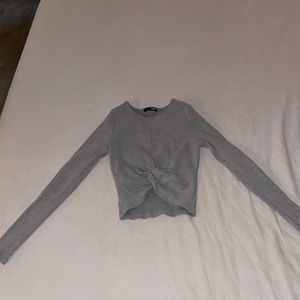 Gray long sleeve crop top